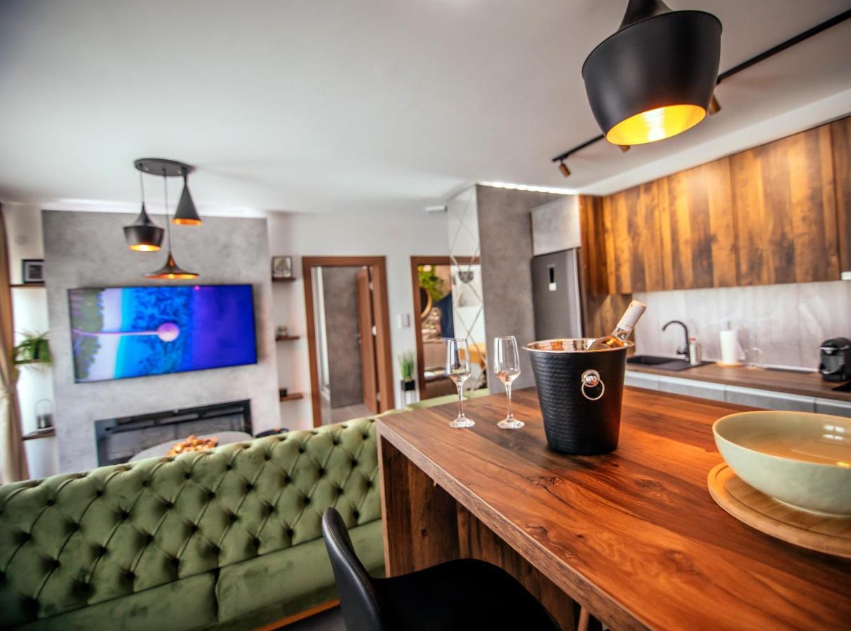 Royal Luxury Apartment Vrsac Exterior photo