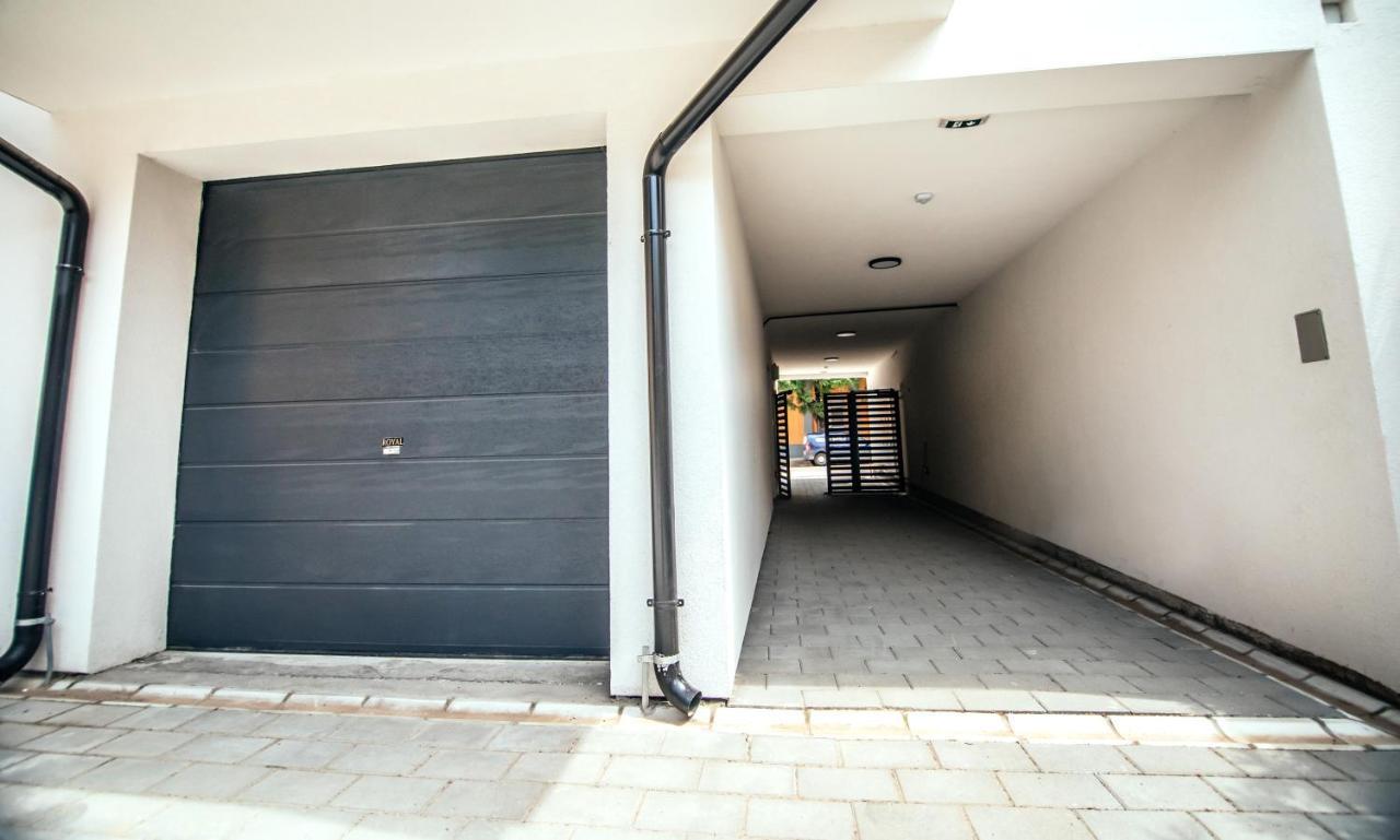 Royal Luxury Apartment Vrsac Exterior photo